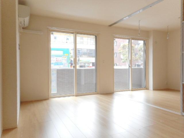 AZELEA (ｱｾﾞﾘｱ)（106） 部屋画像