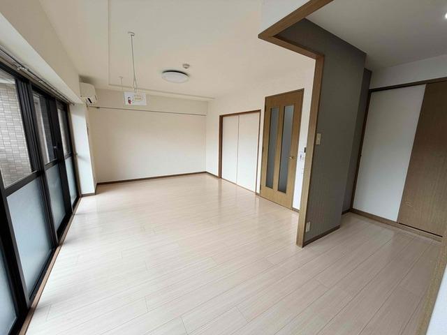 ルーチェ緑が丘A（203） 室内