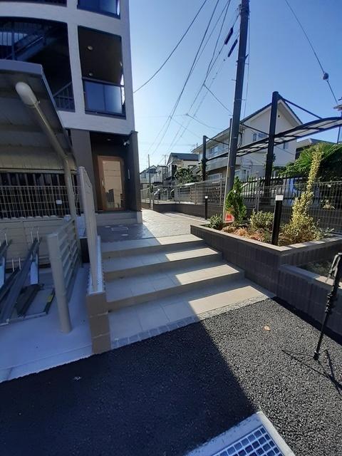 グラナティス（102） エントランス