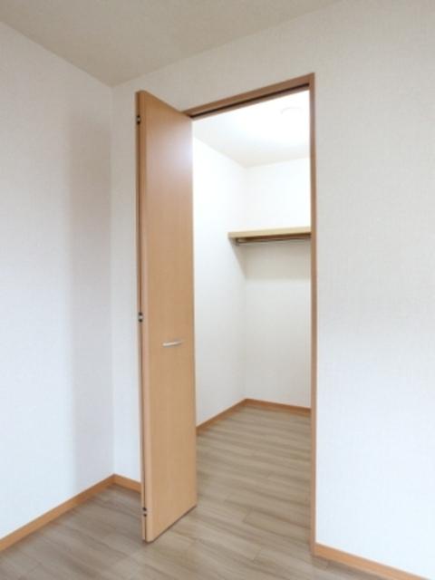 セレニティーホームズ　Ｂ（201） 部屋画像