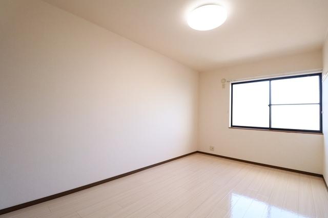 りぜーる・みさと　弐番館（203） 部屋画像