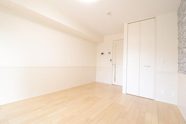 ﾛｲｼﾞｪﾝﾄﾊﾟｰｸｽ ﾚｲｸﾀｳﾝ　Ｋ（101） 部屋画像