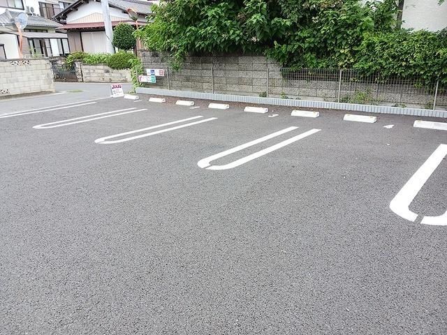 フラン　メゾン　オーブ（103） 駐車場