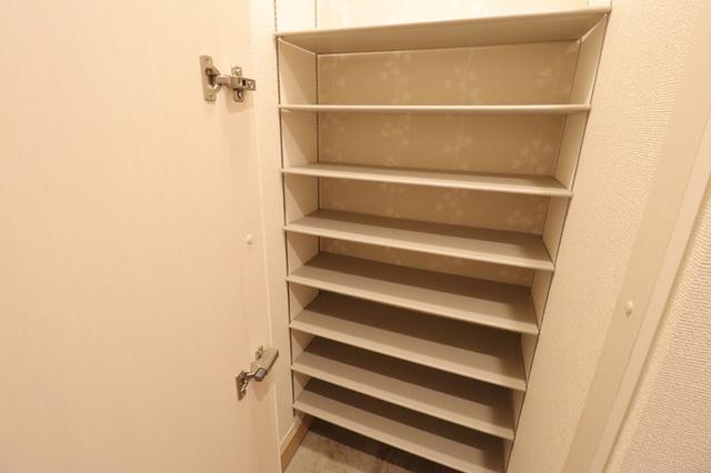 ﾛｲｼﾞｪﾝﾄﾊﾟｰｸｽ ﾚｲｸﾀｳﾝ Ⅱ　C（103） 部屋画像
