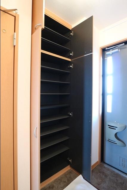セレニティーホームズ　Ａ（302） 部屋画像