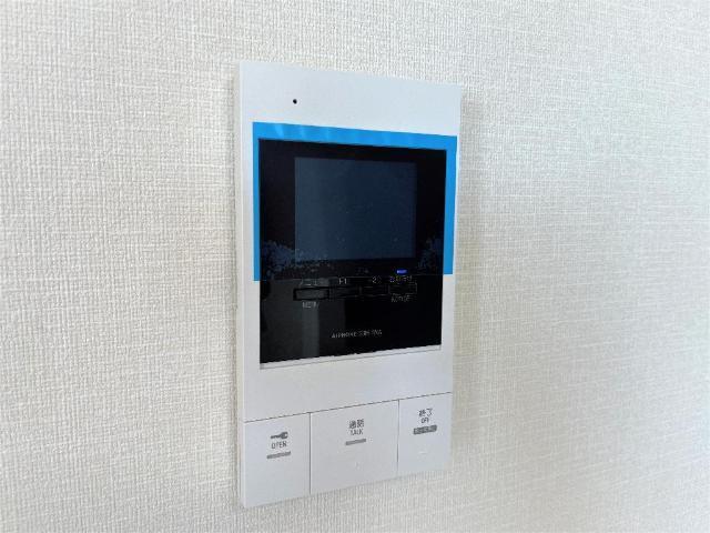 センターフィールド 部屋画像