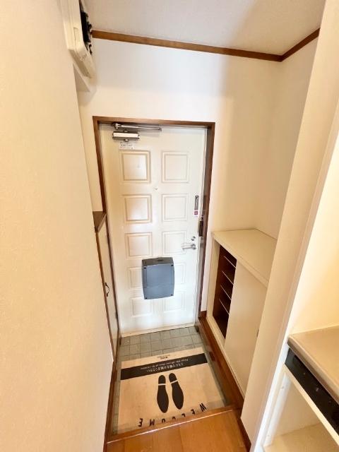 エステート千間台１番館（0108） 玄関