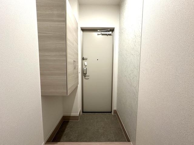 テラス丘の上C（202） 玄関