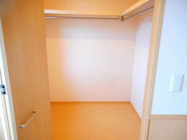 グランシャリオ（203） 部屋画像