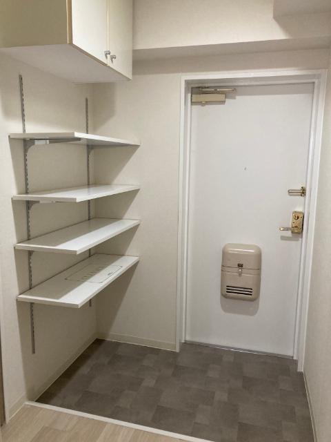 ＳＳ南流山（0102） 玄関