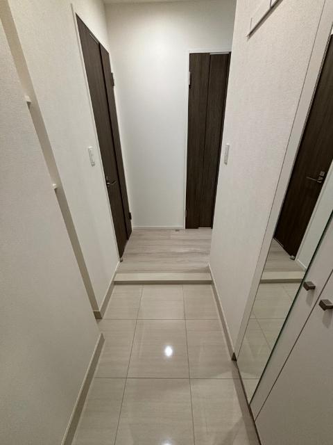 クロッシング明石町（0802） 玄関
