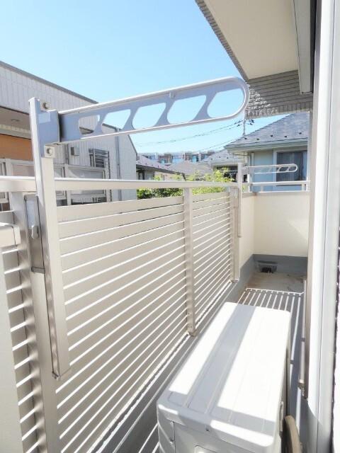 世田谷区玉川二丁目戸建（0001） バルコニー