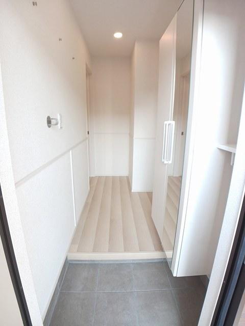カーサ　シトラス仏生山Ⅳ（101） 玄関
