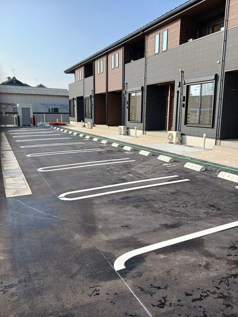 カーサ　シトラス仏生山Ⅳ（101） 駐車場