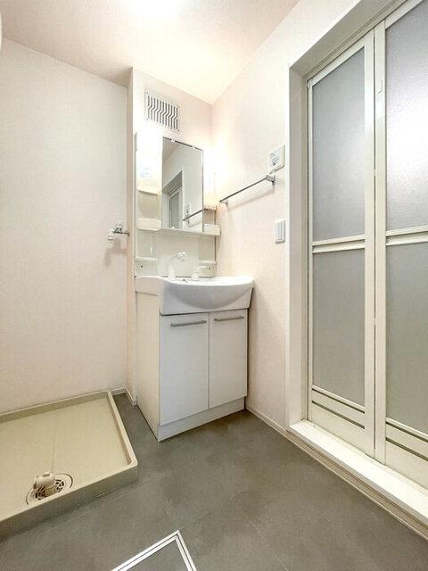ルミエール吉川（203） 部屋画像