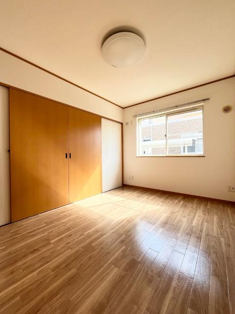 ローレルガーデンヒルズ参番館（0102） 室内