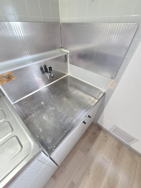 エイブルガ−デン　Ｃ棟（0102） 部屋画像