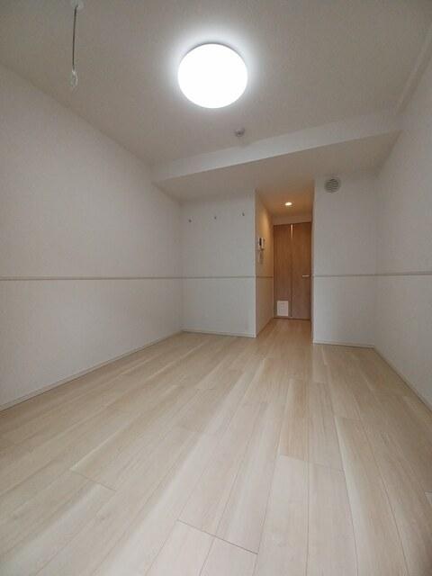スアヴィス谷在家（103） 室内