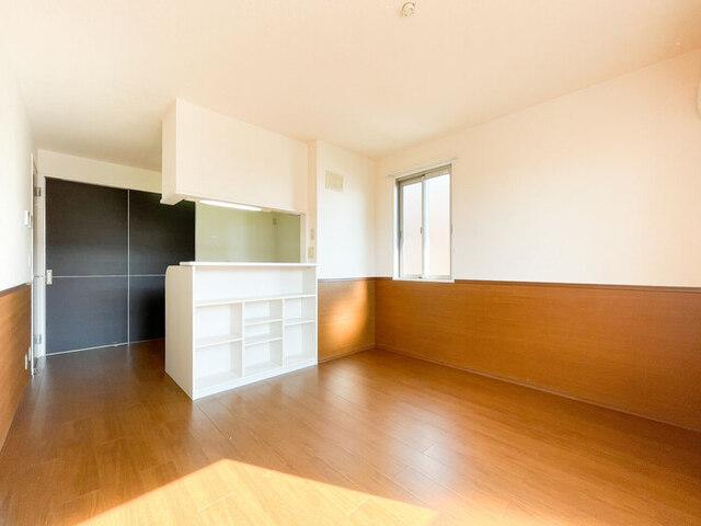 ＢＲＩＬＬＩＡＮＴ　ＦＬＡＴＳ（302） 部屋画像