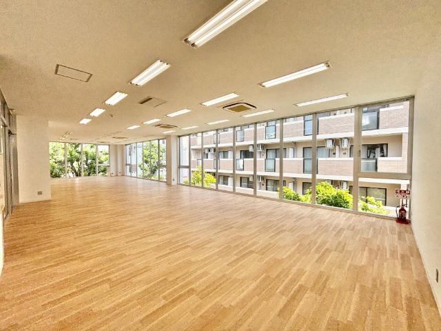 Ｓ．Ｃ．城田ビル（0202） 室内