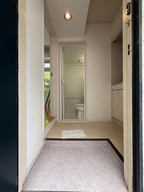 ウイングシティ（0102） 玄関
