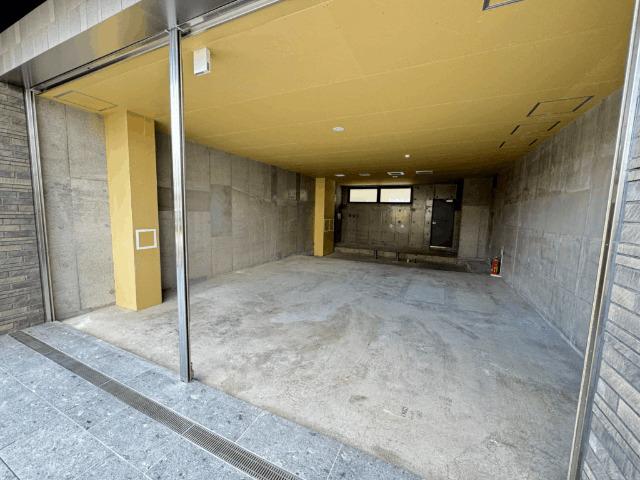Ｔｈｅ　Ｗａｌｌ(店舗) 室内