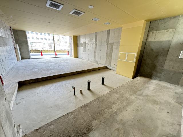 Ｔｈｅ　Ｗａｌｌ(店舗) 室内