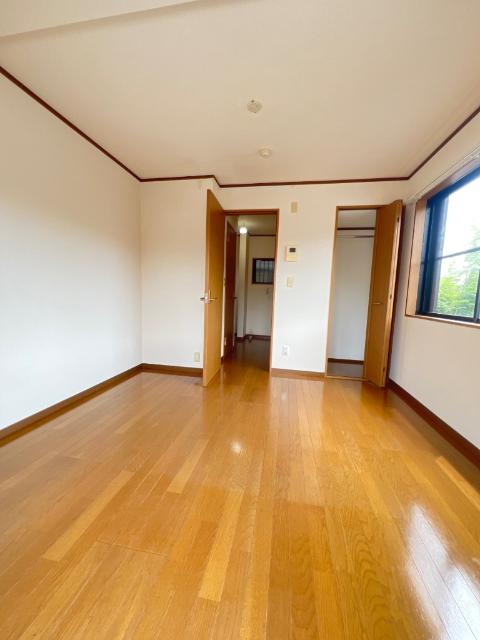 ＬＵＸ・Ａｐａｒｔｍｅｎｔ羽沢ｐａｒｔ２（0201） リビング