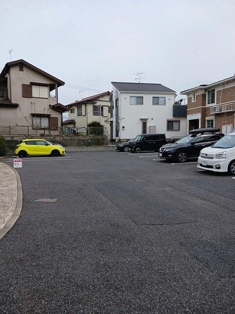 フルールⅠ（101） 駐車場
