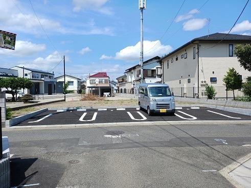 ＦＯＵＲ（102） 駐車場