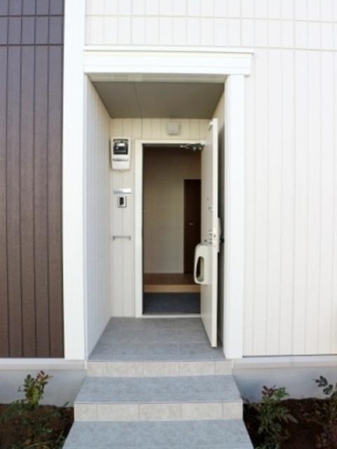 BLESS HOUSE柏西町　D（106） 玄関