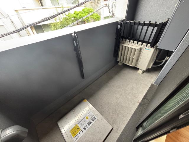 ＧＬＯＢＥ　ＮＩＳＨＩＡＺＡＢＵ（0301） バルコニー