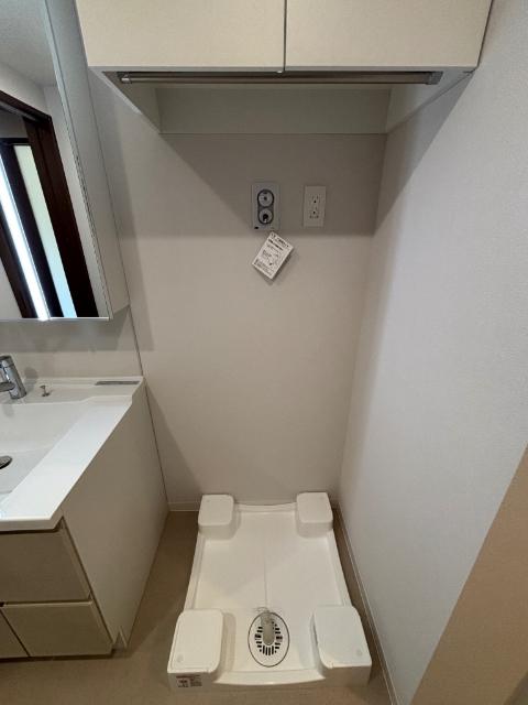 ＧＬＯＢＥ　ＮＩＳＨＩＡＺＡＢＵ（0303） 収納