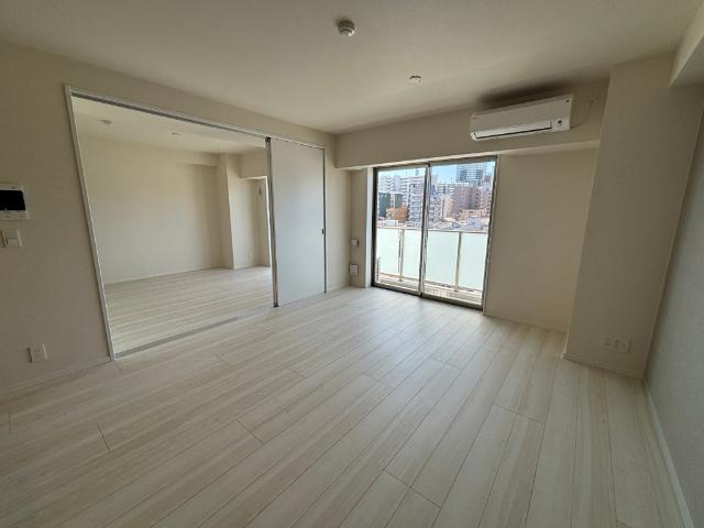 クラシアム神奈川台場（0608） リビング