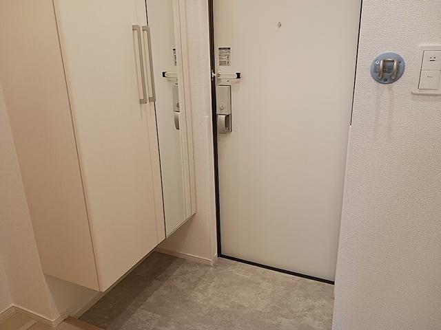 メゾンＳＧ（302） 玄関