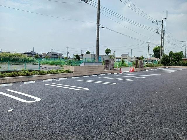 サンライズ　リバー　ＮＫ（101） 駐車場