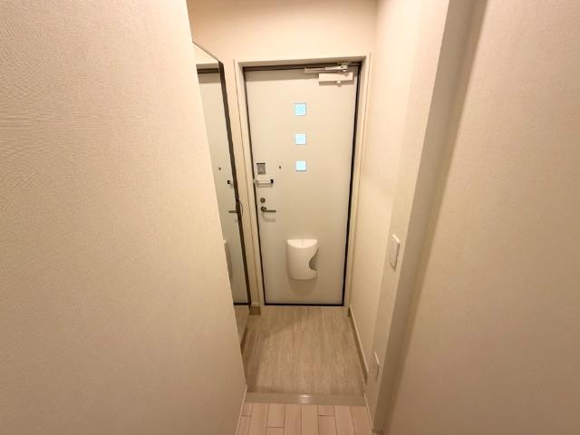 ヌーヴェルテールA 玄関