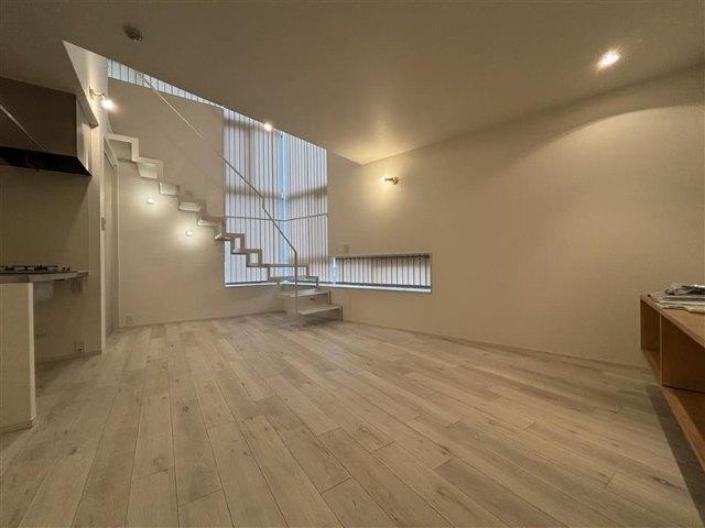 ＭＥＧＵＲＯ　ＰＡＲＫ　ＨＩＬＬＳ（0203） リビング