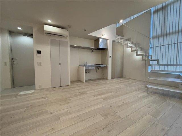 ＭＥＧＵＲＯ　ＰＡＲＫ　ＨＩＬＬＳ（0203） リビング
