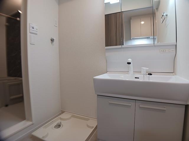 ヒカルサ東川口（104） 洗面