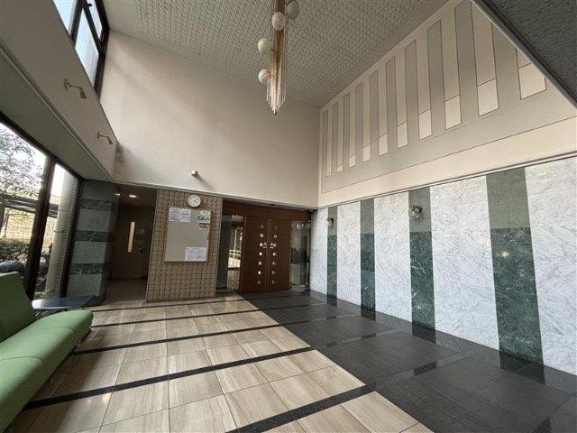 アパガーデンコート成田駅前 エントランス