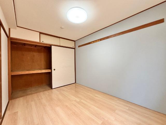 ハイツＨＩＫＡＲＩ（0203） 室内
