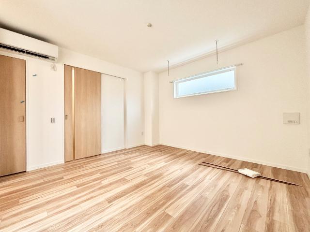 Ｗｉｓｔｅｒｉａ　Ｃｏｕｒｔ（0105） 室内