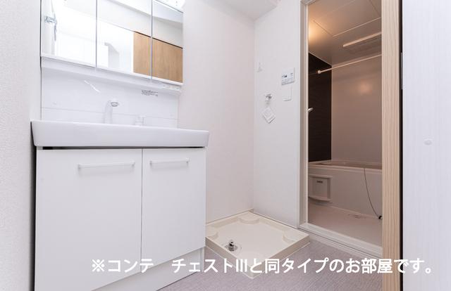 ホワイトタウンＡ（204） 洗面