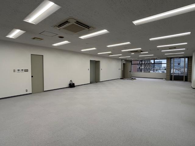 ＣＴビル（5階） 室内