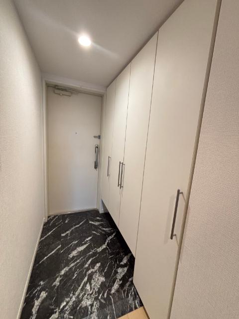 クレストフォルム横濱山手（0903） 玄関