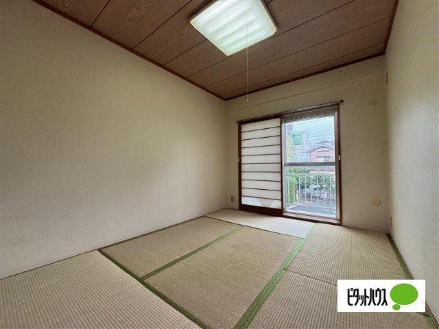 ハイツ栄 室内