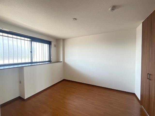 ヒンメルブロー　(ＨＩＭＭＥＬ　ＢＬＡ) 部屋画像