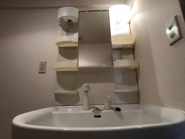 ファミール吉川（102） 部屋画像