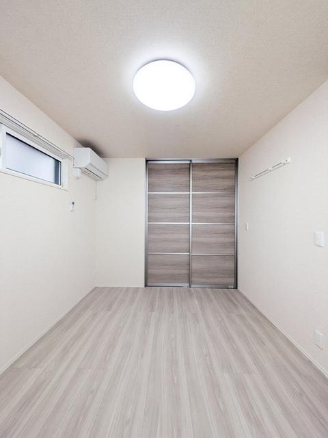 Craspedia（102） 部屋画像
